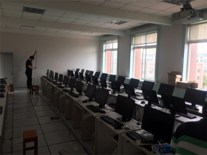 持续地起劲，不懈地奋斗